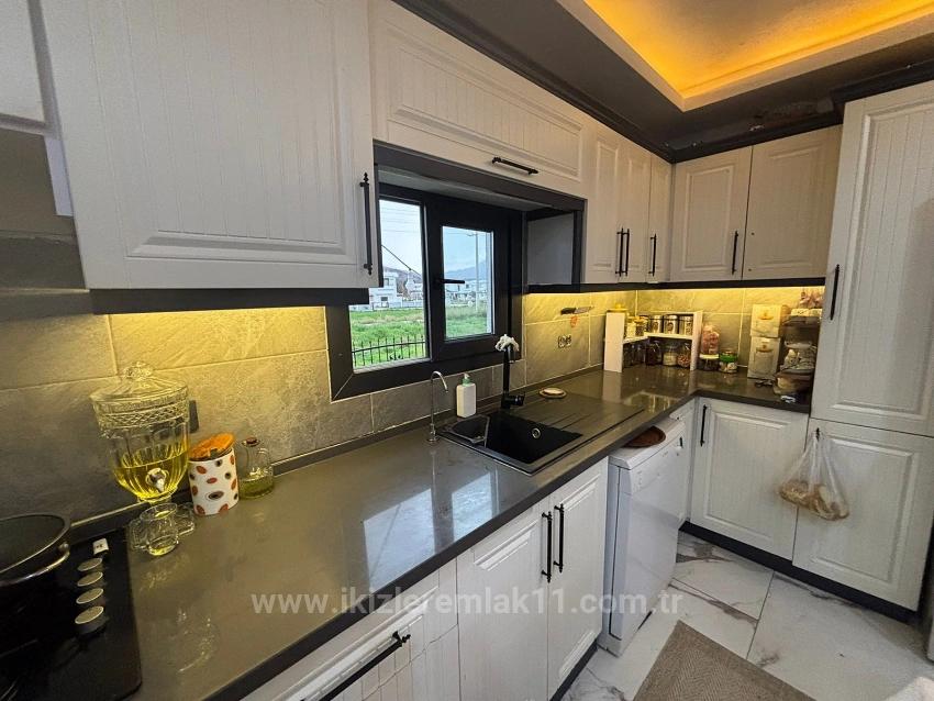 3+1 Maisonette-Ferienhaus Mit Garten Zum Verkauf In Seferihisar Doğanbey
