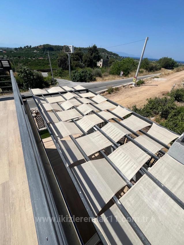 Fertiges, Freistehendes Sommerhaus Mit 2+1 Schlafzimmern In Menderes Gümüldür Zu Verkaufen, Mit Einem 200 Quadratmeter Großen Garten.