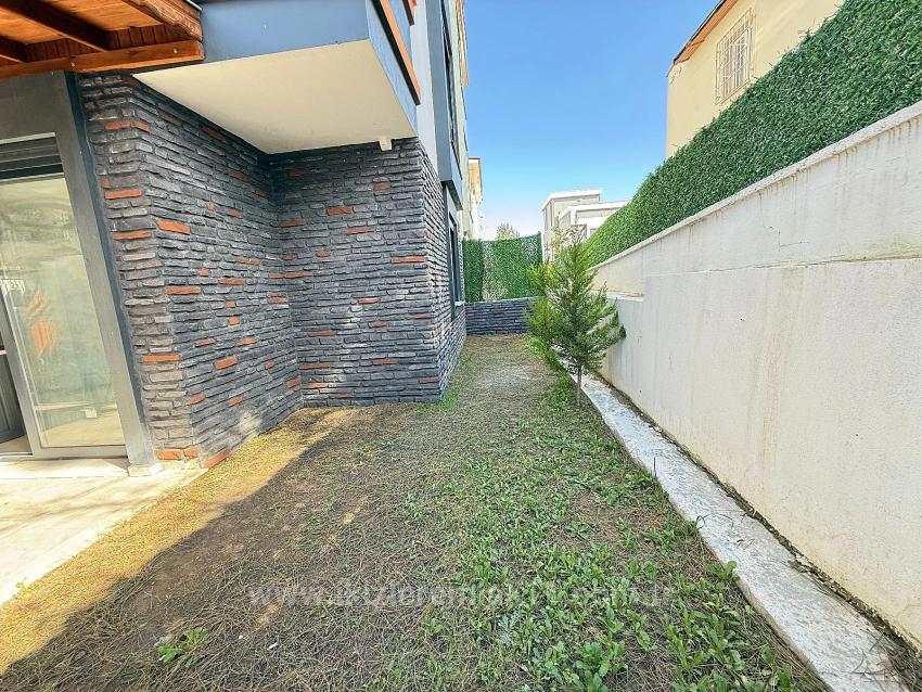 Brandneue, Geräumige Freistehende Villa Mit 4 Schlafzimmern Und Einem Zusätzlichen Zimmer In Doğanbey, Seferihisar, Zu Verkaufen.