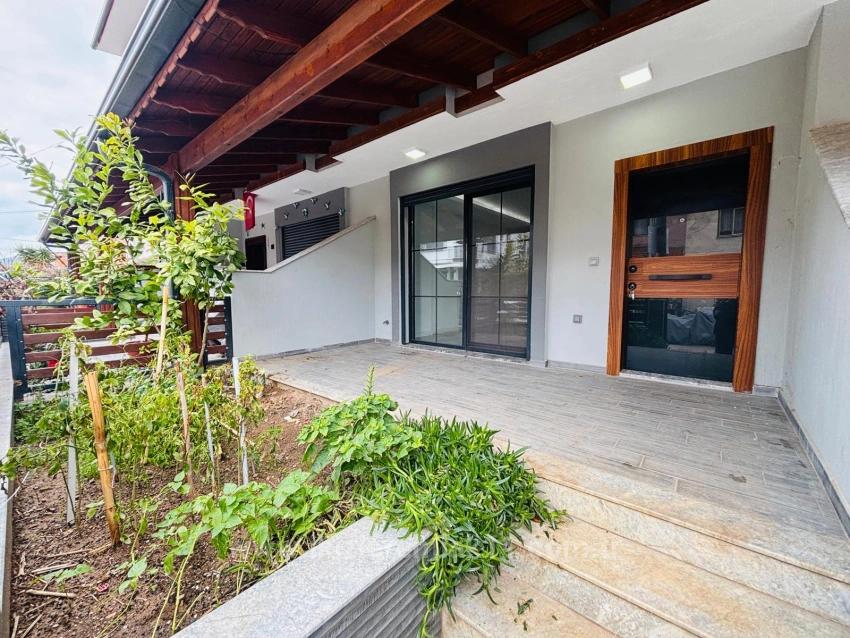 3+1 Maisonette-Villa Zum Verkauf Im Zentrum Von Seferihisar Doğanbey