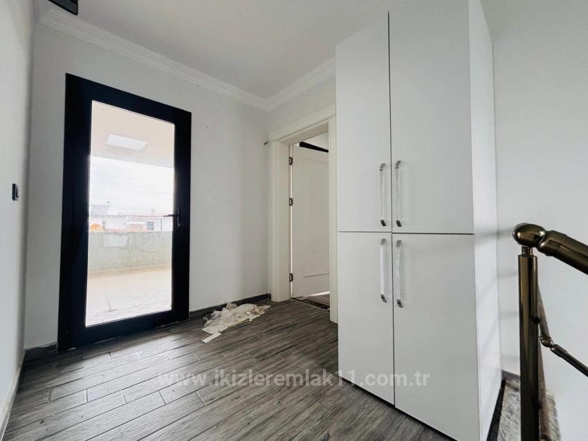 3+1 Maisonette-Villa Zum Verkauf Im Zentrum Von Seferihisar Doğanbey