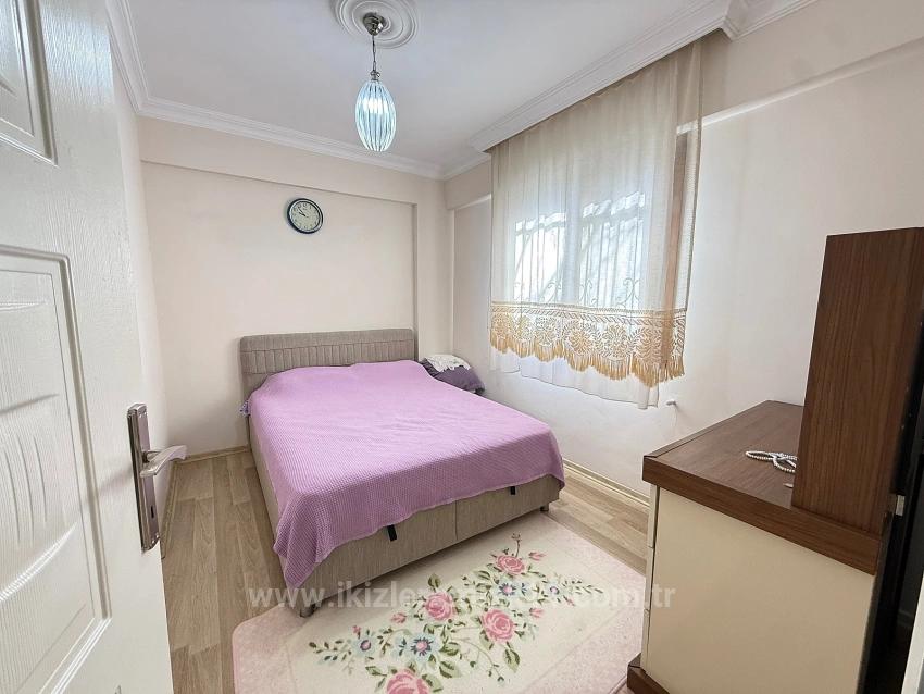 2+1 Erdgeschosswohnung Mit Garten Zum Verkauf Im Zentrum Von Seferihisar Ürkmez.