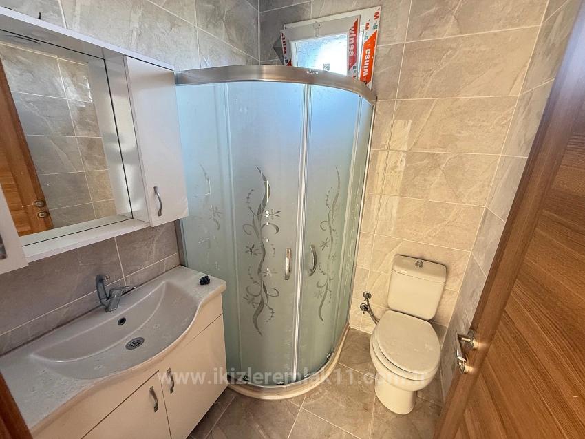 Freistehende 3+1-Villa Mit Großem Garten Zum Verkauf In Seferihisar Doğanbey