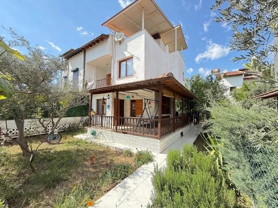 3+1 Maisonette-Villa Mit Großem Garten Im Doğanbey Center, Seferihisar