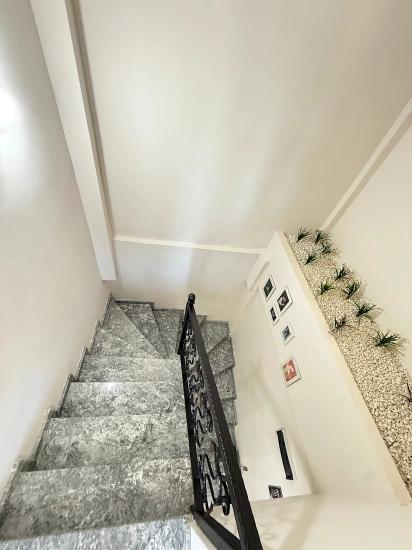 2+1 Voll Möblierte Villa Mit Garten In Doğanbey, Seferihisar Zu Verkaufen