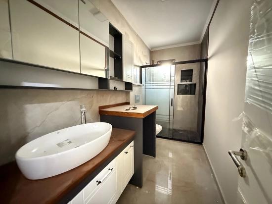Brandneue 3+1-villa Zum Verkauf Im Seferihisar Doğanbey Center.