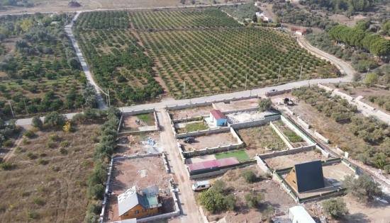In Seferihisar Doğanbey Kavakdere Zu Verkaufen 300 M2 Kupon Grundstück