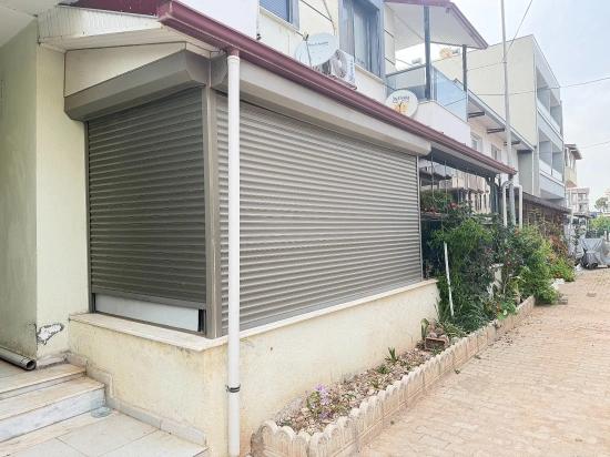 1+1 Erdgeschosswohnung In Ürkmez, 100 Meter Vom Meer Entfernt, Von İkizler.