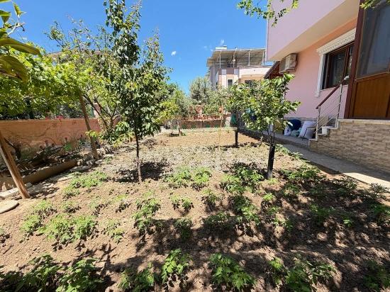 4+1 Freistehende Villa Mit Garten Zum Verkauf In Doğanbey, Seferihisar