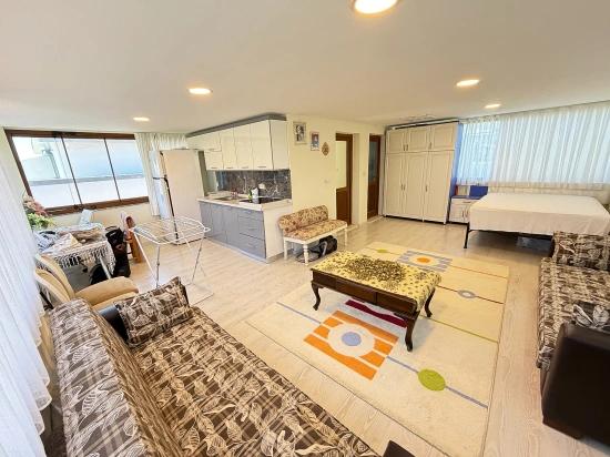 4+1 Freistehende Villa Mit Garten Zum Verkauf In Doğanbey, Seferihisar