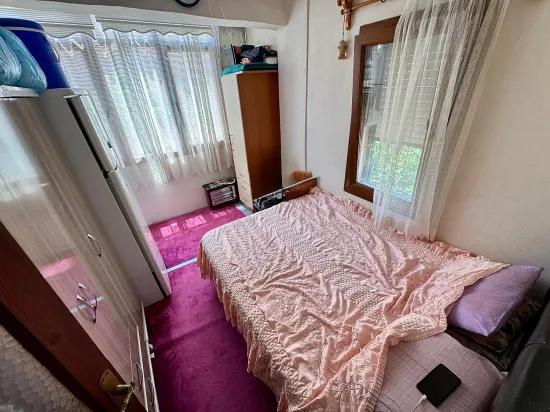 In Doğanbey Einem Zu-verkauf-stehenden Zwischen-geschoss 2+1 Zur Meer-seite 70 Metre² Wohnung