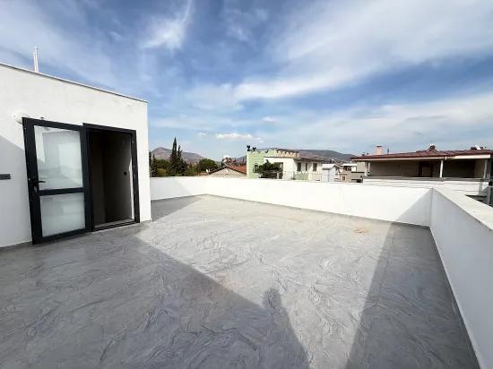 🏡 Seferihisar Doğanbey Zentrum zum Verkauf 3+1 Ultra-luxus Duplex Villa