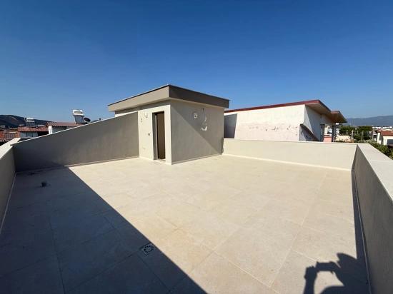 Brandneues Luxus-sommerhaus Mit 3+1 Bädern In Seferihisar Doganbey Zu Verkaufen