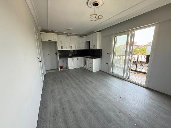 2 + 1 Wohnung Zum Verkauf Im Zentrum Von Seferihisar Ürkmez