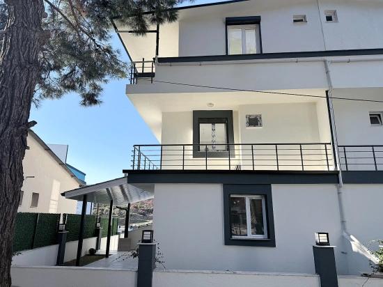 2+1 Brandneues Duplex-sommerhaus Mit Garten Zum Verkauf In Payamlı, Seferihisar