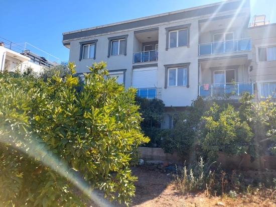 2+1 Wohnung Zum Verkauf Im Zentrum Von Seferihisar Ürkmez, Separate Küche