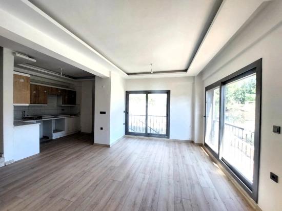 Brandneue 2+1-maisonette-villa Mit Garten Zum Verkauf In Payamlı, Seferihisar.