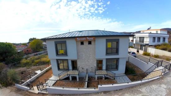 Brandneue 2+1-maisonette-villa Mit Garten Zum Verkauf In Payamlı, Seferihisar.