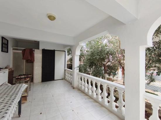 Freistehende 6+1 Villa Mit Garten Zum Verkauf In Doğanbey, Seferihisar