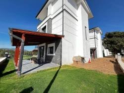Brandneue Freistehende 3+1 Villa Mit Privatem Pool In Doğanbey, Seferihisar Zu Verkaufen.