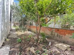 3+1 Gartenapartment In Ürkmez Zu Verkaufen, 250 Meter Vom Meer Entfernt, Erschwinglicher Preis