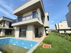 3+1 Duplex-Sommerhaus Mit Pool In Seferihisar Doğanbey
