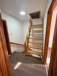 3+1 Maisonette-Villa Mit Garten In Seferihisar Ürkmez, Direkt Am Meer Zu Verkaufen.