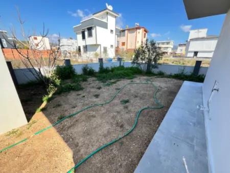 Neue Freistehende 3 1 Villa Zum Verkauf In Offener, Geräumiger Lage In Doğanbey