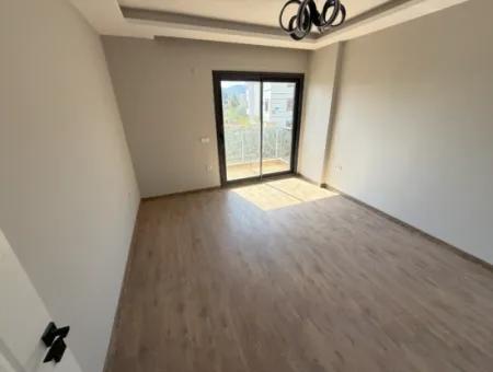 3 In 1 Villa Mit Null Pool Zum Verkauf Mit Großem Garten In Doganbey, Seferihisar