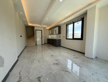 2 1 Neues Maisonette-Ferienhaus Mit Meerblick Und Großem Garten Zum Verkauf In Doganbey, Seferihisar