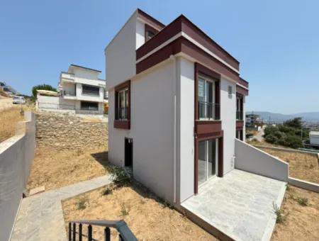 3 In 1 Brandneue Villa Mit Meerblick Garten Zum Verkauf In Doganbey, Seferihisar