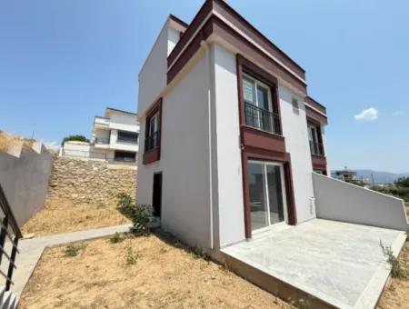 3 In 1 Brandneue Villa Mit Meerblick Garten Zum Verkauf In Doganbey, Seferihisar