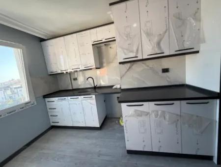 Breiter Erschwinglicher Preis Mit Aufzug Zum Verkauf In Seferihisar Ürkmez 3 1 Wohnung