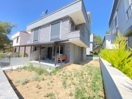 3 In 1 Maisonette Mit Großem Garten Zum Verkauf In Payamlı Village, Doganbey, Seferihisar