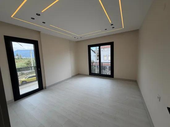 In Gümüldür Zum Verkauf Ultra-luxus 3+1 Villa