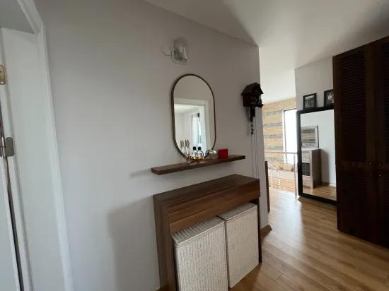 Seferihisar In Bengiler, Am Meer, Im Poolkomplex Zu Verkaufen 3+1 Doppelgeschosswohnung!