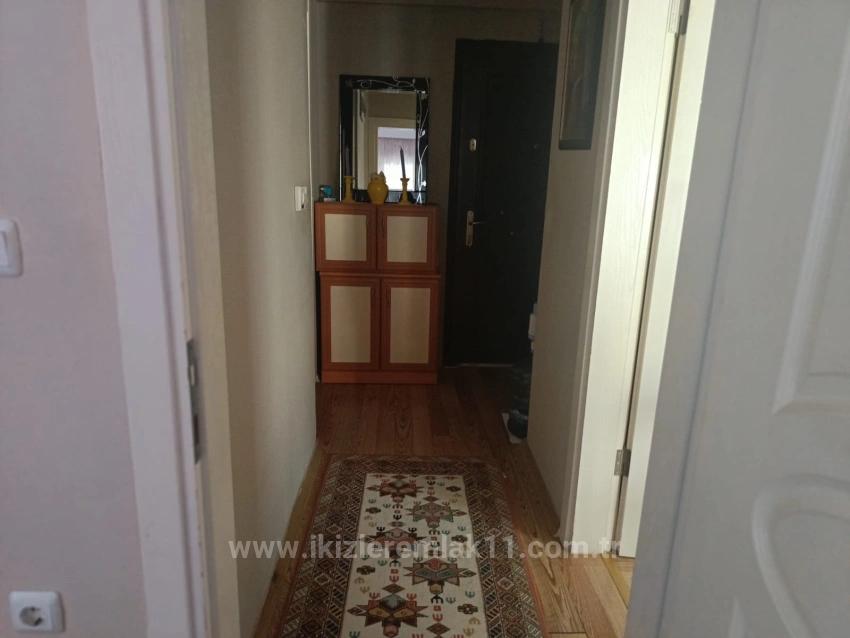 2+1 Mid-Floor Apartment For Sale In Seferihisar Ürkmez Center