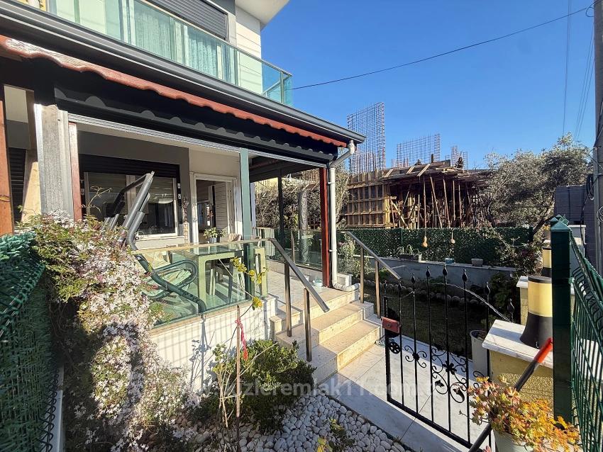 3+1 Villa With Garden For Sale Near The Sea In Doğanbey