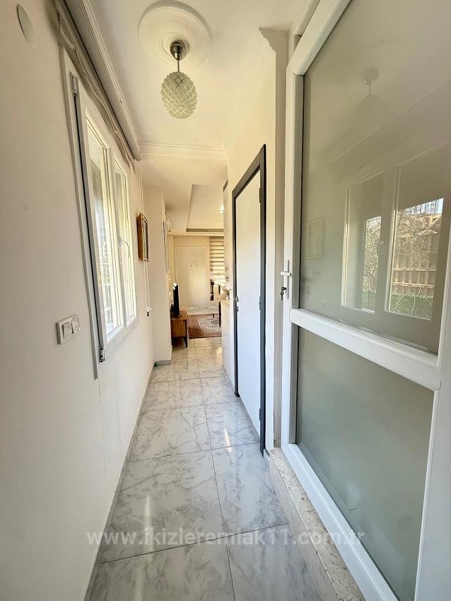 3+1 Villa With Garden For Sale Near The Sea In Doğanbey