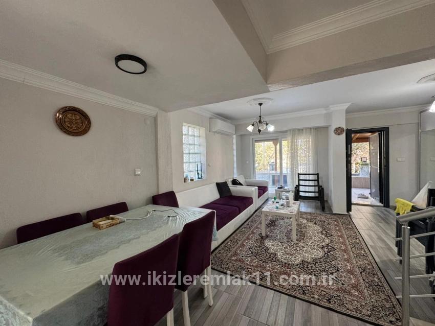 4+1 Bedroom Villa For sale in Cumhuriyet Nbh. Seferihisar Doğanbey - 165 m²
