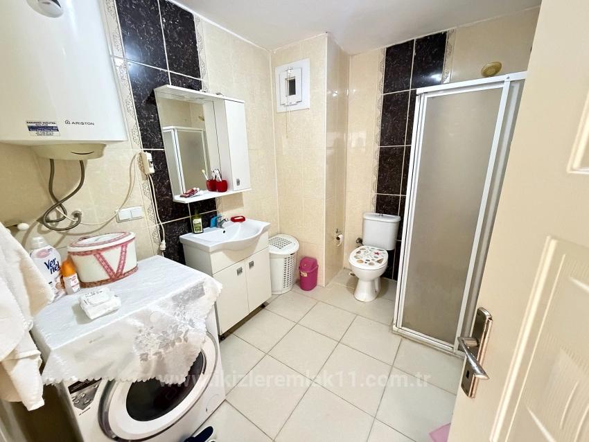 Spacious 2+1 Apartment For Sale On An Intermediate Floor In Ürkmez Center, Seferihisar