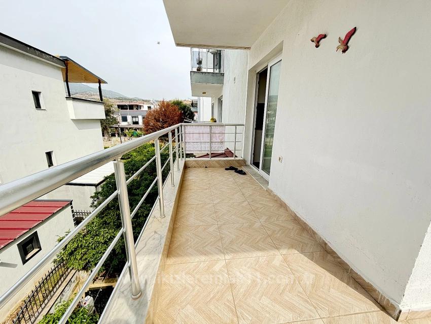 Spacious 2+1 Apartment For Sale On An Intermediate Floor In Ürkmez Center, Seferihisar