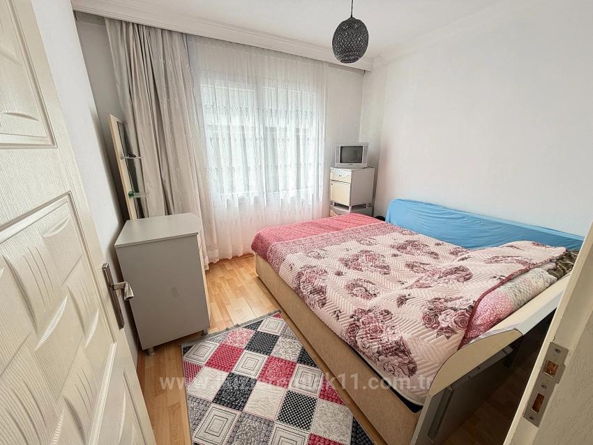Spacious 2+1 Apartment For Sale On An Intermediate Floor In Ürkmez Center, Seferihisar