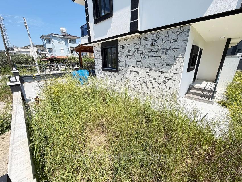 Brand New 3+1 Villa With Spacious Garden For Sale Near The Sea In Doğanbey, Seferihisar