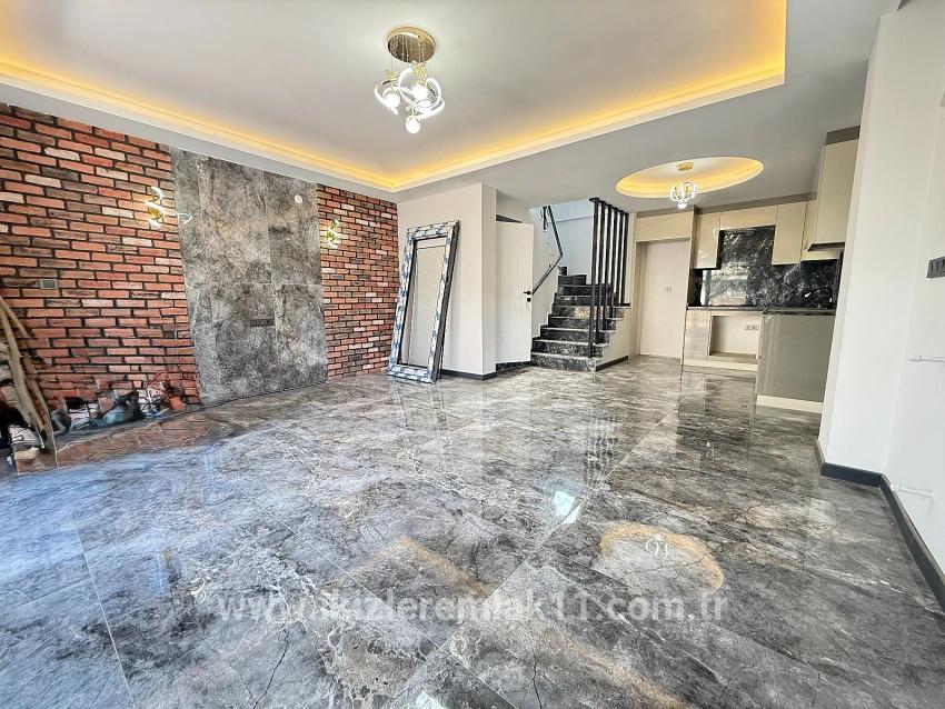 3+1 Bedroom Villa For sale in Cumhuriyet Nbh. Seferihisar Doğanbey - 200 m²
