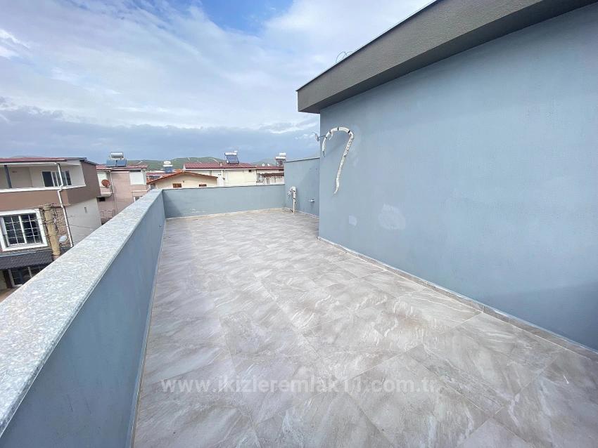 Garden Villa For Sale Near The Sea In Ürkmez Doğanbey, 2+1