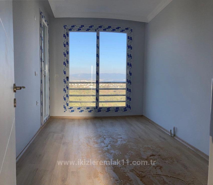 2+1 Villa With Sea View And Garden For Sale In Doğanbey, Seferihisar