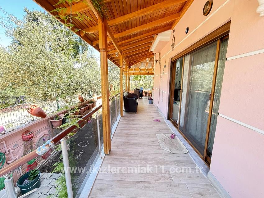 4+1 Bedroom Detached house For sale in Cumhuriyet Nbh. Seferihisar Doğanbey - 300 m²