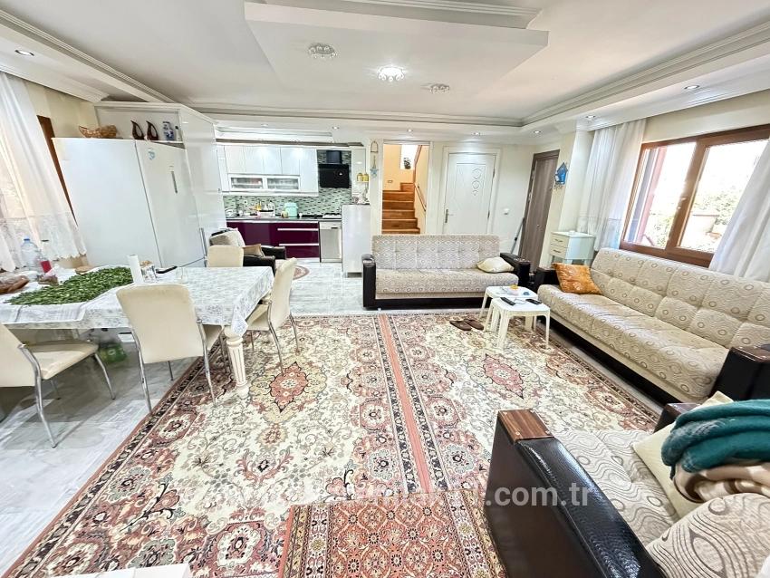 4+1 Bedroom Detached house For sale in Cumhuriyet Nbh. Seferihisar Doğanbey - 300 m²