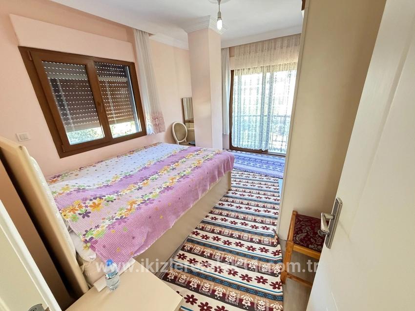 4+1 Bedroom Detached house For sale in Cumhuriyet Nbh. Seferihisar Doğanbey - 300 m²